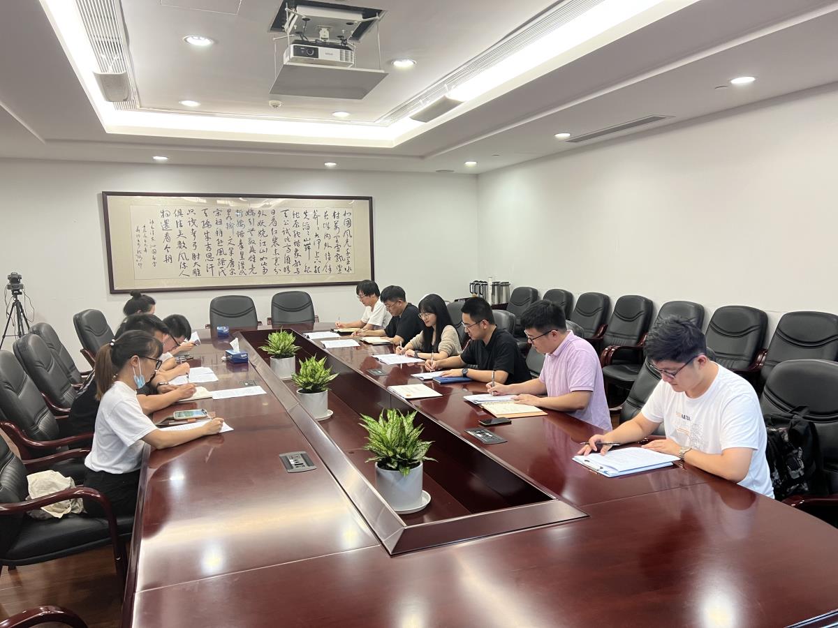 市團(tuán)代會學(xué)習(xí).jpg 市團(tuán)代會學(xué)習(xí).jpg